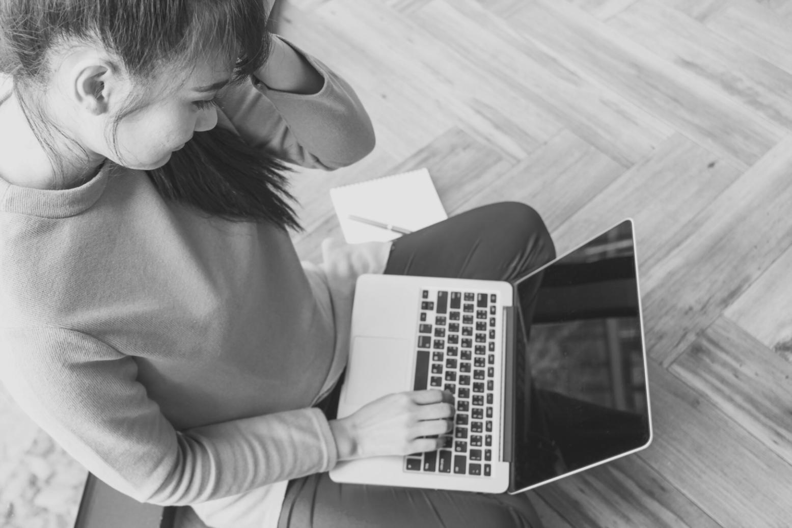 Budgetplanung und strategische Finanzanalyse im Büro